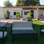 Bacarot بيت للعطل لقنت